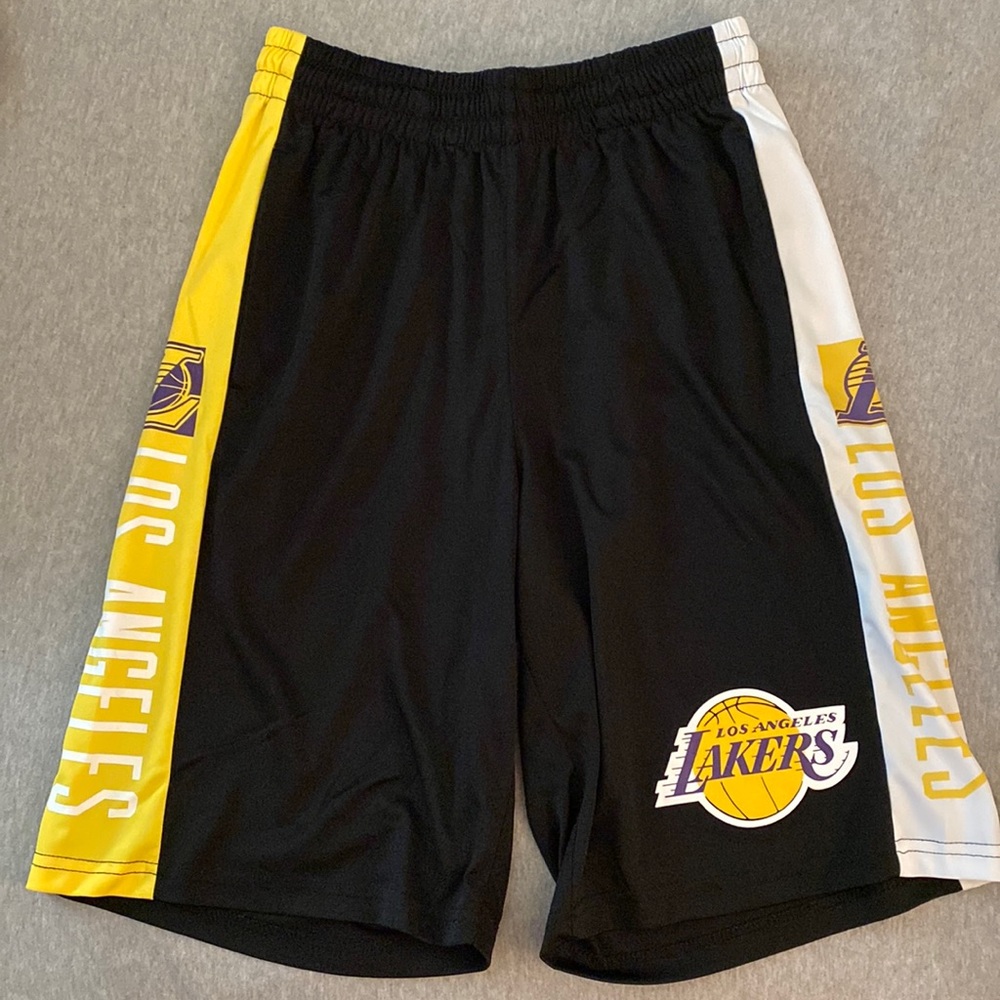 Los Angeles Lakers Basketball Shorts - Picture 1 of 3
